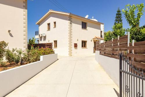 Villa Harmony by Villa Plus - image 2