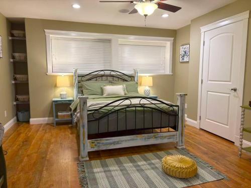 A perfect getaway by the sea in North Nanaimo in Dover