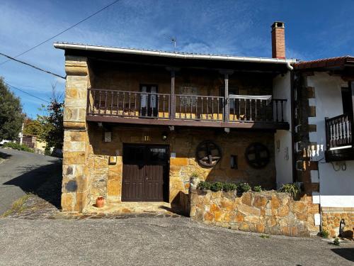 Arbide, caserio tradicional vasco en Carranza in 卡蘭薩