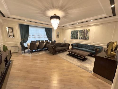 Deluxe Apartment – khách sạn tại Khatai