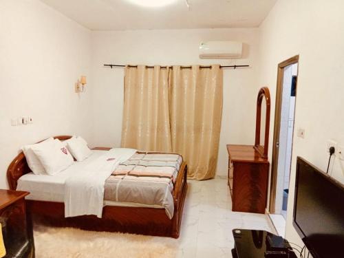 . Odo So Royal Hotel