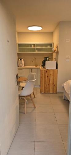 GoldSea - Boutique Seafront Studio in Nahariya
