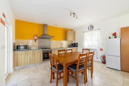 مطبخ, Casa do Sobreiro in كانتانهيد