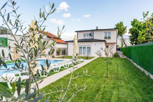 Villa Deluxe Buna - image 2