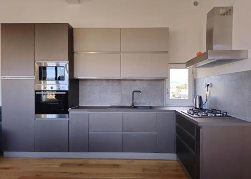 Kitchen, Santo Stefano - Vista su Castello Medievale in Rifredi