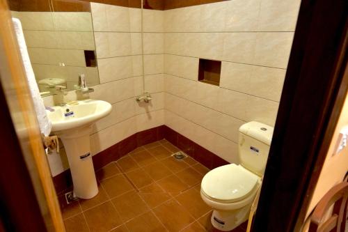 Al Makkah Hotel - image 5
