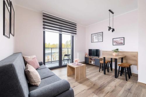 Instalações, Stylish Apartment with a Balcony Ideal for Remote Work by Noclegi Renters in Panewniki