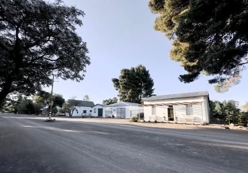 Rus n Bietjie Guest House in Loxton