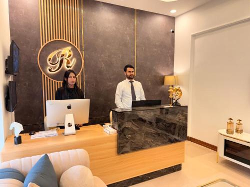 Rhodium Elite Hotel – Islamabad, OH