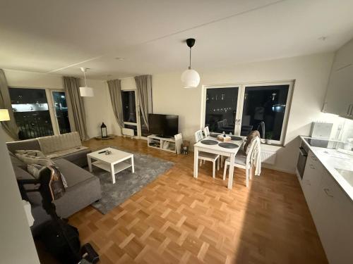 Modern corner apartment in 시르세베리