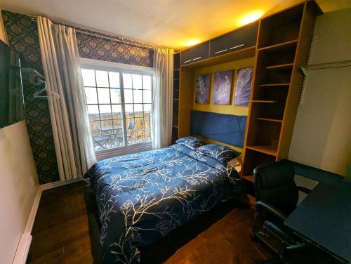 The Modern Stays, Champlain