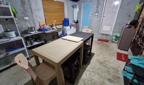 J Travel Trail Inn in Hubangon, Mahinog, Camiguin in Mahinog