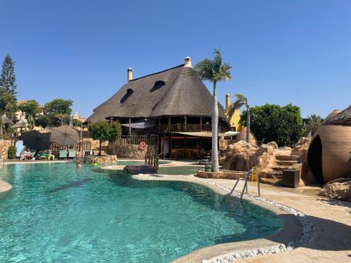 Úszómedence, Casa Birdie, Golf & Piscina Retreat at Desert Springs Golf Resort near Vera Playa in Las Cunas