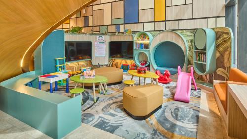 Holiday Inn & Suites Makati by IHG, Manila (fotografie 8)