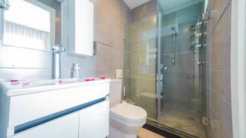 RENT-INN Suites Hotel - image 2