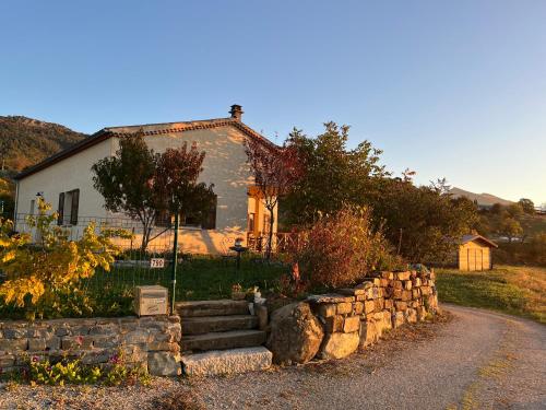 Au gîte de Saint Peyre Maison d'hôtes (Au gite de Saint Peyre Maison d'hotes) in Rosans