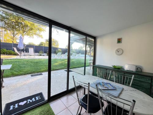 Balkons/terase, Maison à la campagne 4 à 6 personnes proche JONZAC (Maison a la campagne 4 a 6 personnes proche JONZAC) in Marcillac (Aquitaine)