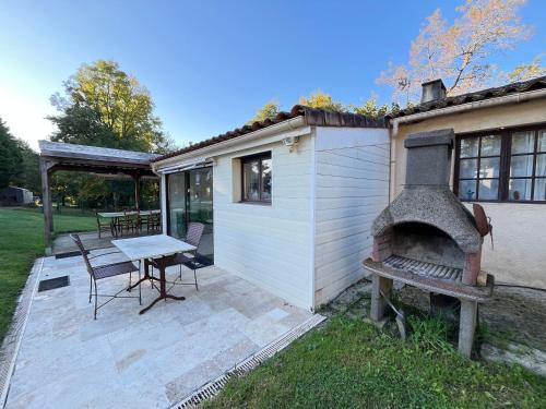 Iekārtas, Maison à la campagne 4 à 6 personnes proche JONZAC (Maison a la campagne 4 a 6 personnes proche JONZAC) in Marcillac (Aquitaine)