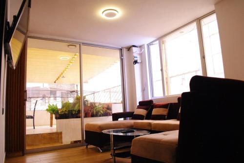 Amplio Departamento con Jacuzzi en el centro de Quito in ลูลุนโกโต