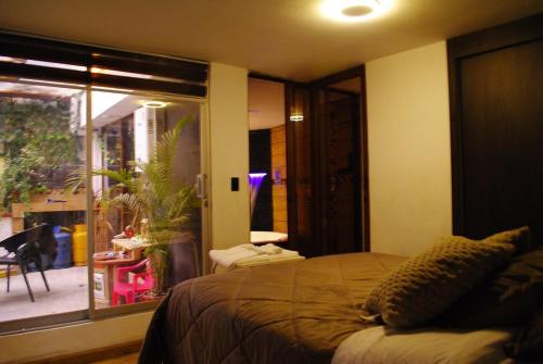 Amplio Departamento con Jacuzzi en el centro de Quito in ลูลุนโกโต