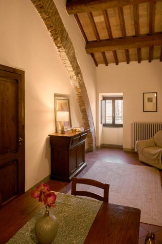 Residenza Antica Canonica - Tap to explore photos
