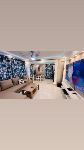 Beatrix Haven 3bedroom City Skyline View in テマ