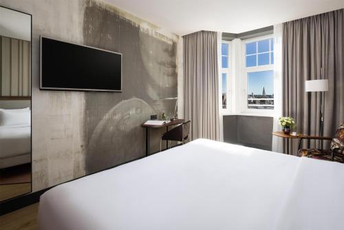 2 twin beds