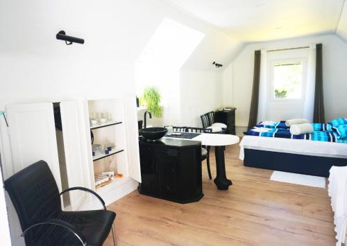 Ferienhaus BLACK & WHITE - image 6