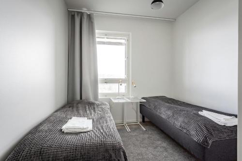 Guestroom, Convenient Apartment for 4 with Sauna in Henttaa