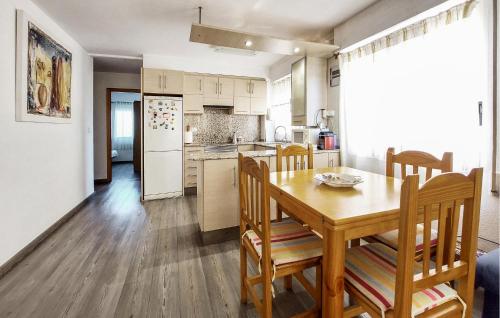 Køkken, 3 Bedroom Pet Friendly Apartment In Moncofa in Moncofar