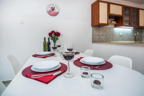 App Poslon in Vir