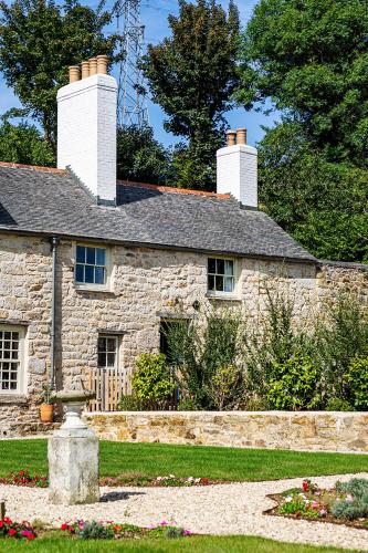 Viesnīcas āriene, Manor Cottage at Cusgarne Manor, romantic, dog-friendly in Gvenapa