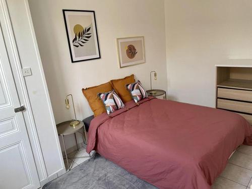 Gîte 12 personnes - 4 appartements (Gite 12 personnes - 4 appartements) in บ๊ากโนเล เดอ ลออร์น