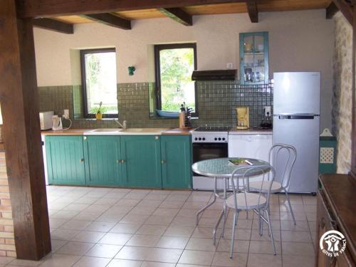Le gîte du Causse (Le gite du Causse) in Saint-Remy (Midi-Pyrenees)