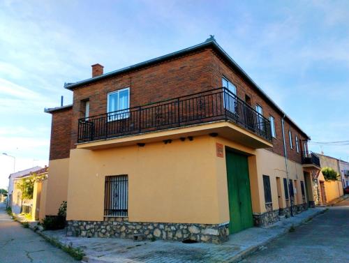 Pet friendly La Golondrina del Duratón (Pet friendly La Golondrina del Duraton) in Sebulcor