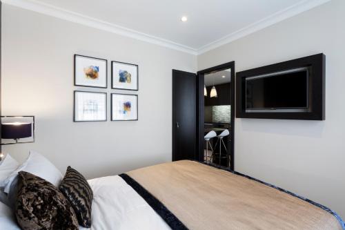The Westbourne Hyde Park - image 8