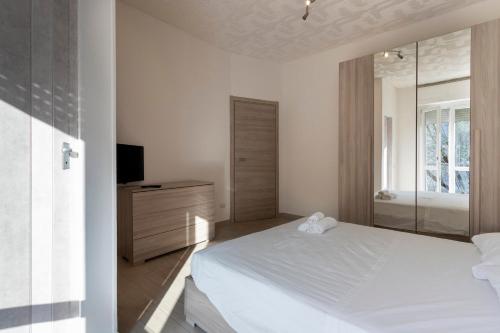 Volta Modern Flat - SELF CHECK-IN WI-FI in Novara