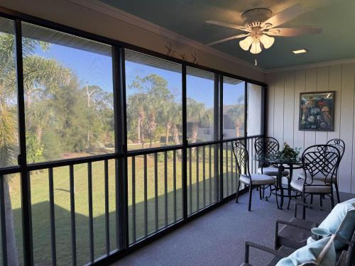 Forest Park – Pool, Tennis & Coastal Charm in Grove City (FL)