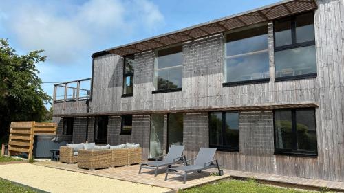 Villa Grande Est idéal famille Spa gîte à louer Plounéour-Trez