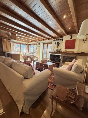 Pastorets by Totiaran - Apartment - Naut Aran