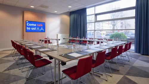 Holiday Inn Express Frankfurt Messe By IHG - image 9