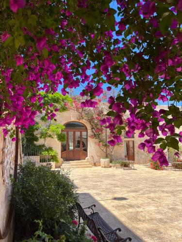 Exterior view, Masseria Morrone in Campanile