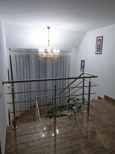 Pensiunea Vânătorului (Pensiunea Vanatorului) in Argeşelu