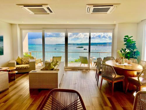 Del Mar View Apt - Deluxe Oceanfront!