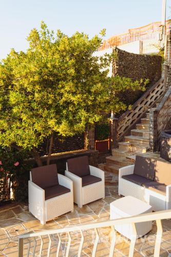 สวน, La casa di Luisa in โมเนลยา