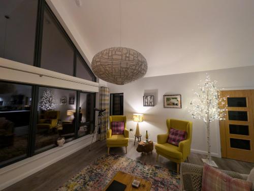 Modern and Dog Friendly Holiday Home with Sea Loch Views gîte à louer Breaclete