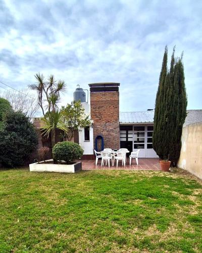 Casa ideal familias-8 personas a 3 cuadras del mar