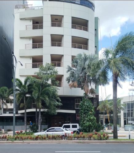 Suites las Palmas, Hotel & Apartments. – San Salvador