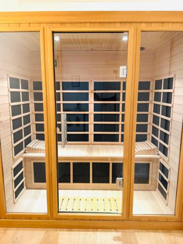 Szauna, Wellness City Apartment, Infrarotkabine, Top Lage in Bensheim