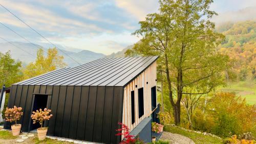 Uitzicht, Cabana207 - Private Mountain Cabin with Hot Tub in Negreni